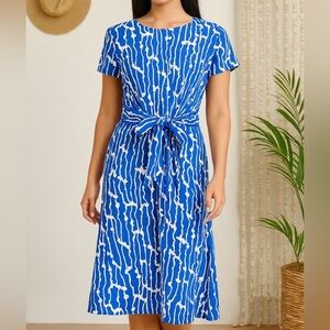 Diane Von Furstenberg Zoe Faux Wrap Dress in Blue White Printed Silk Jersey